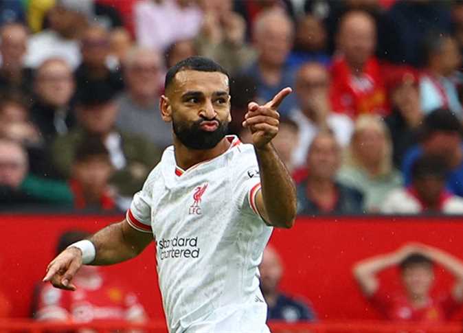 وكلاء محمد صلاح يبدأون التفاوض