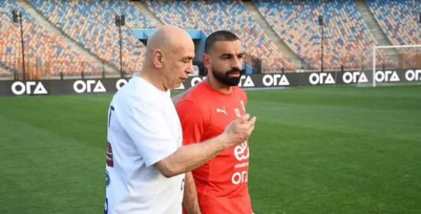 صلاح مهدد بالغياب عن المنتخب 22